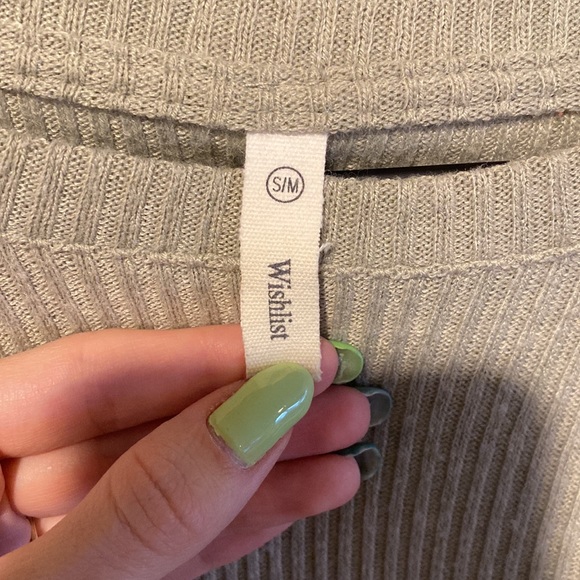 Sage Green Ribbed Short Set - Picture 8 of 9